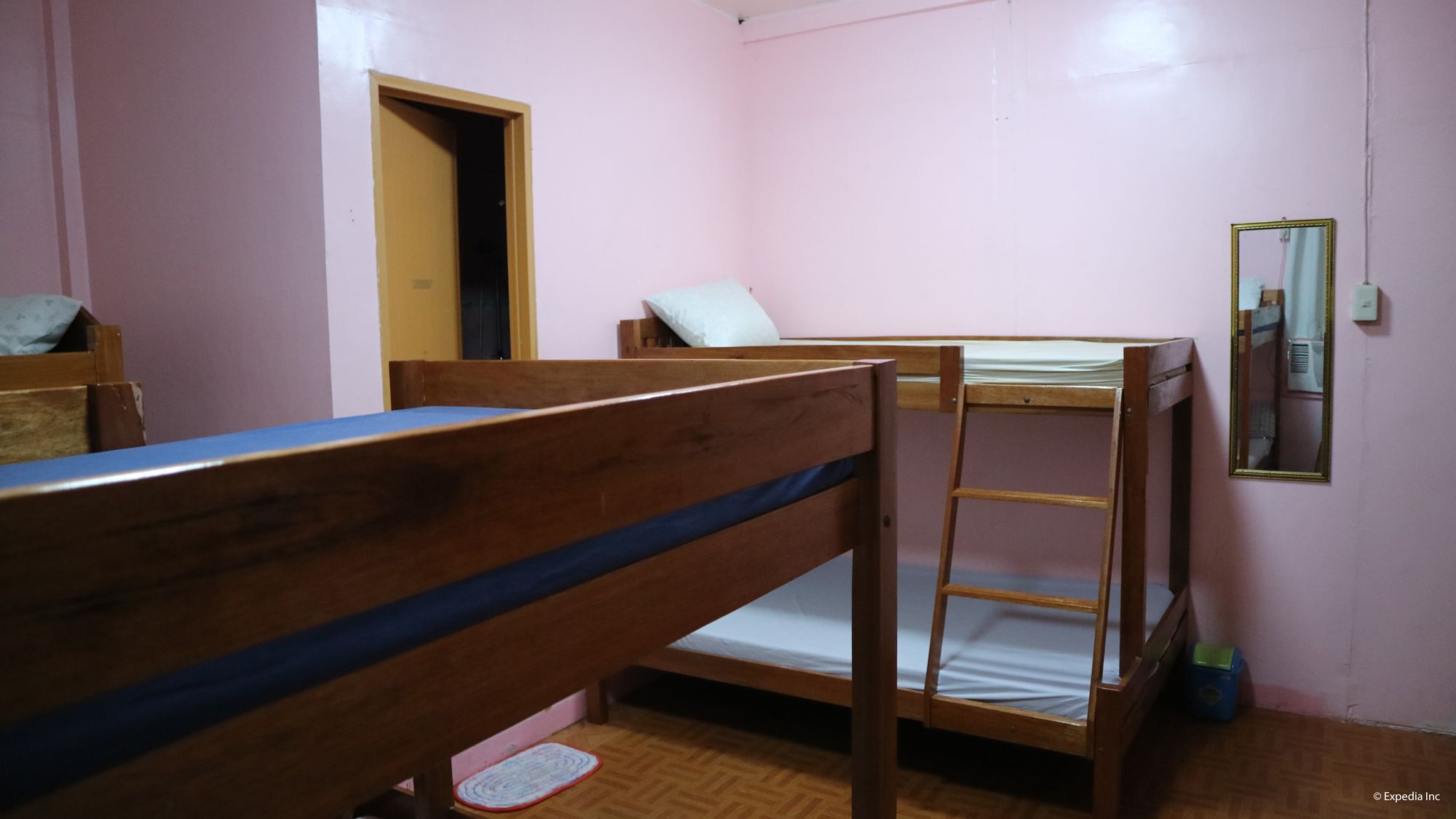 Almonte Transient Hostel Puerto Princesa Luaran gambar