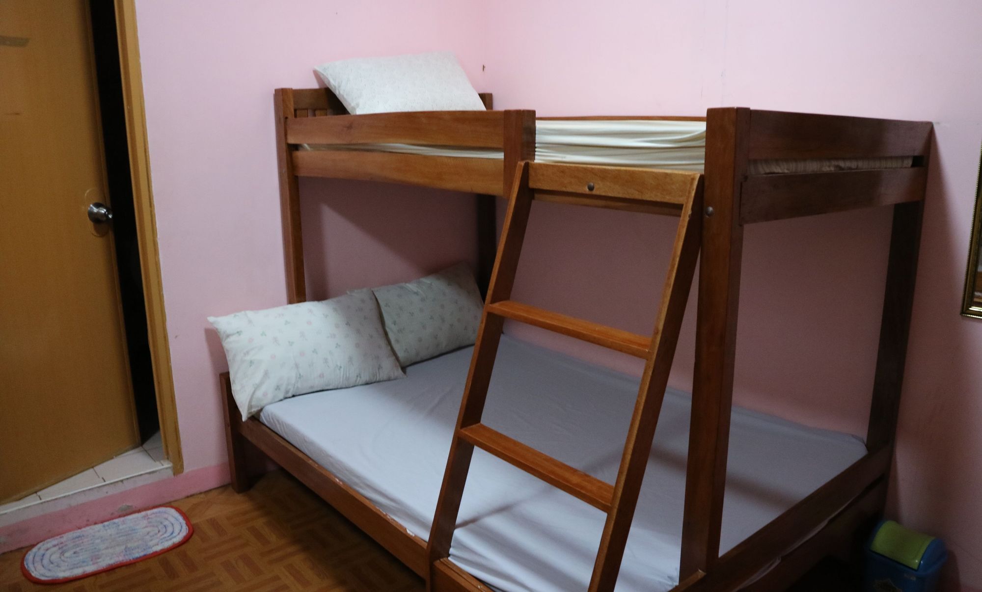 Almonte Transient Hostel Puerto Princesa Luaran gambar