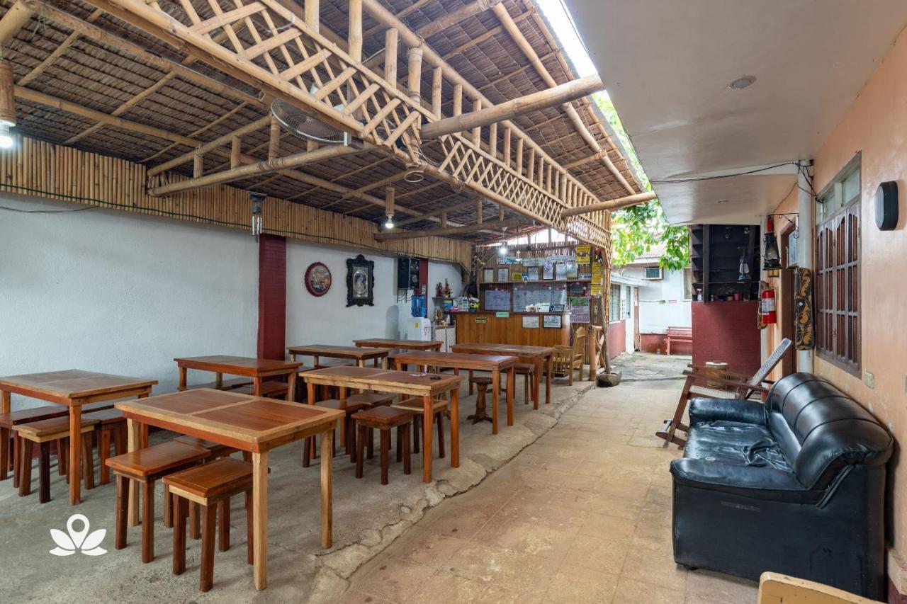 Almonte Transient Hostel Puerto Princesa Luaran gambar
