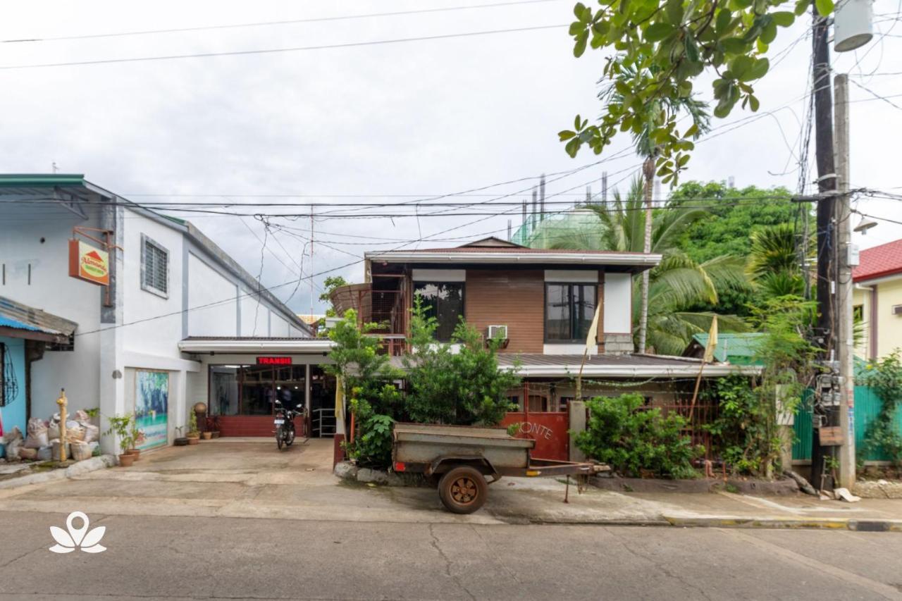 Almonte Transient Hostel Puerto Princesa Luaran gambar