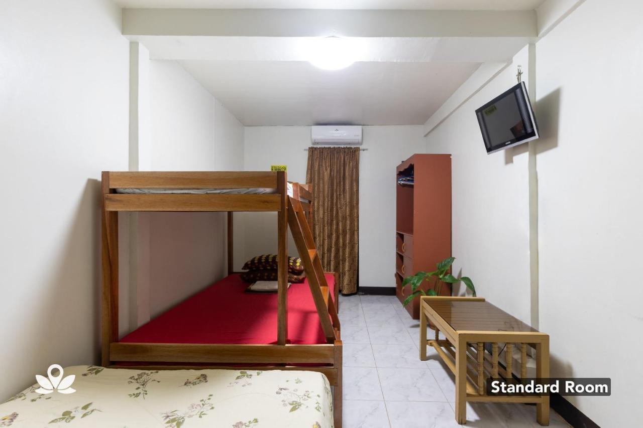 Almonte Transient Hostel Puerto Princesa Luaran gambar